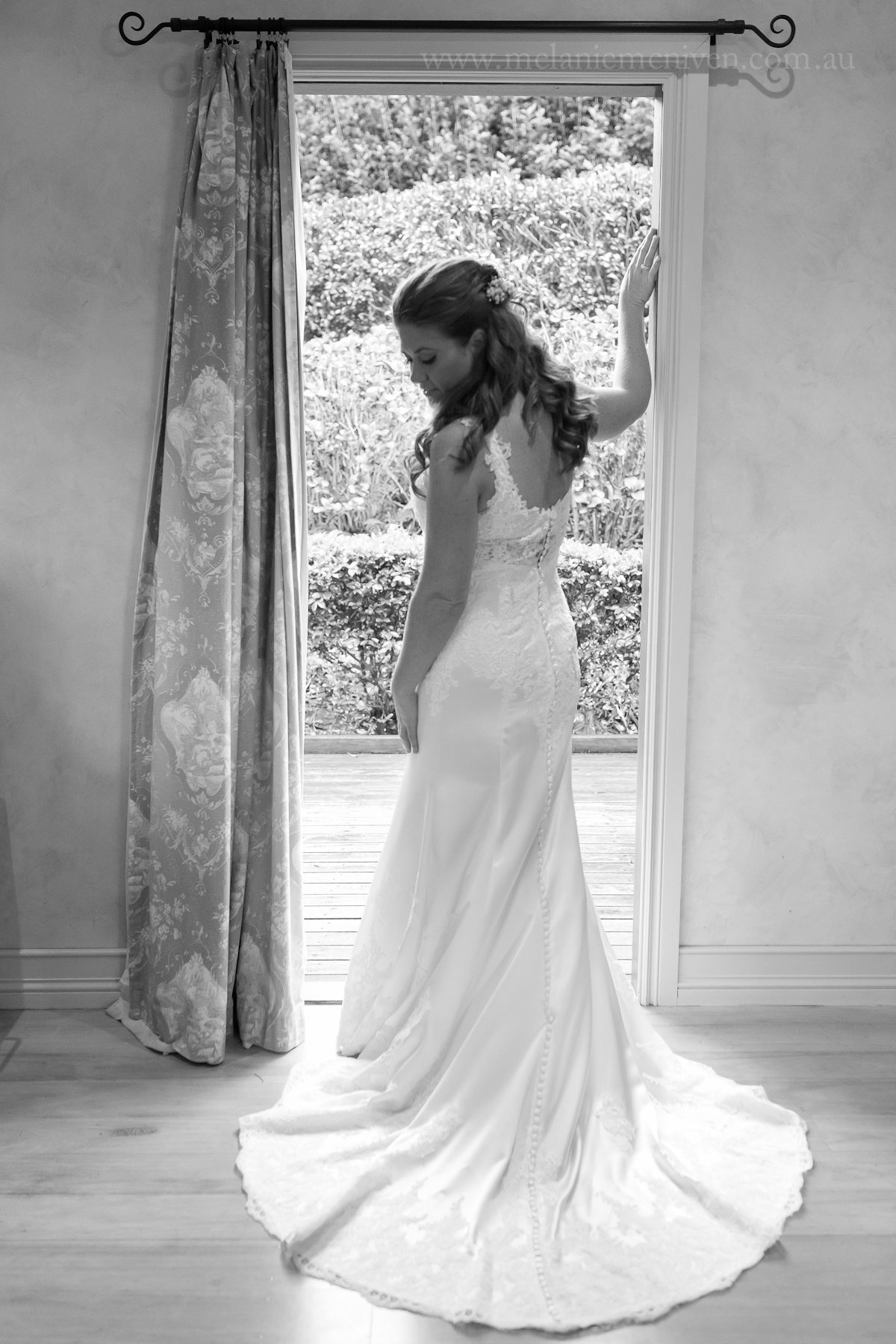 The bride getting ready photographs