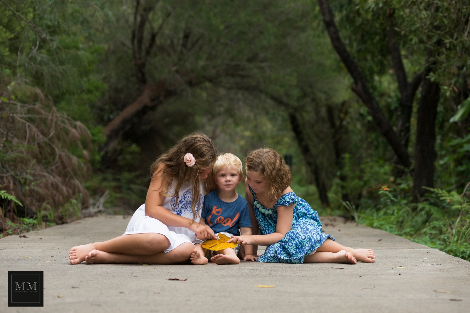 Rainy Family Portraits - Noosa photographer